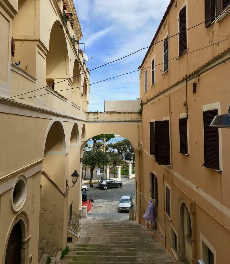 Little Art House Apartment Gaeta Exterior foto
